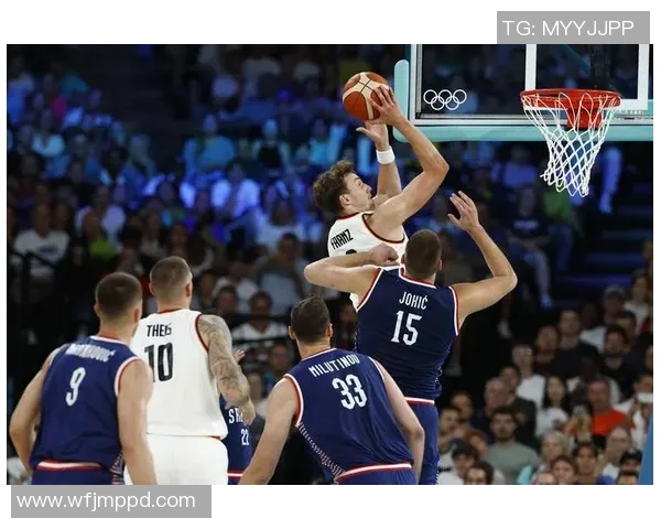 小瓦格纳14中8三分6中3砍下全场最高24分并贡献3助攻2抢断表现亮眼